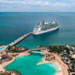 white lesbian cruise ship on sea during daytime