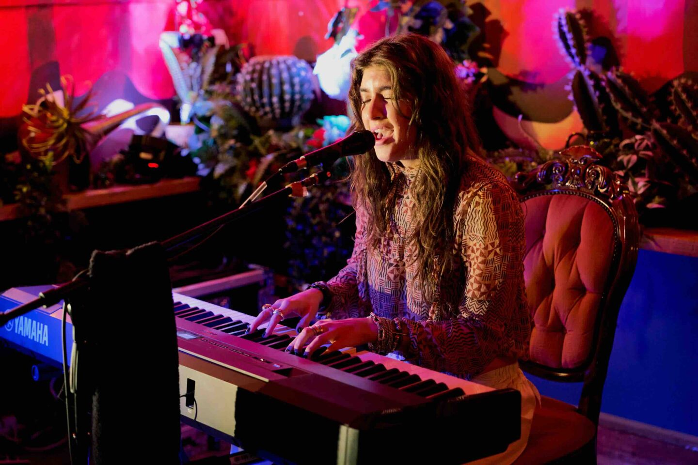 The Hive - live set. A person playing the piano and singing